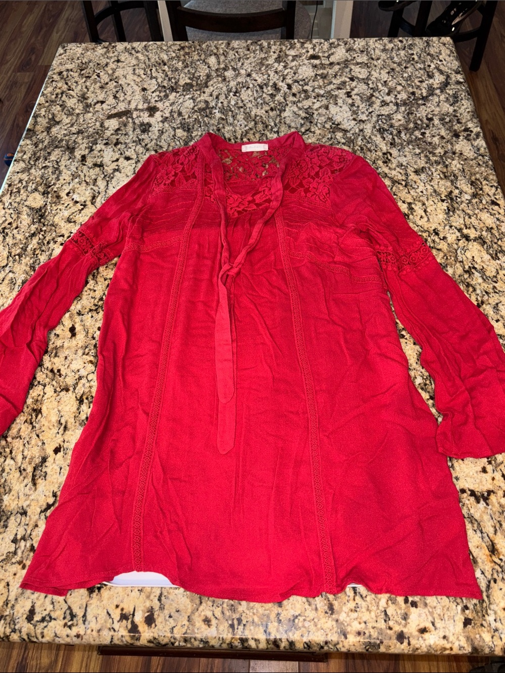 Altar'd State Red Lace-Yoke Tie-Neck Tunic women’s L